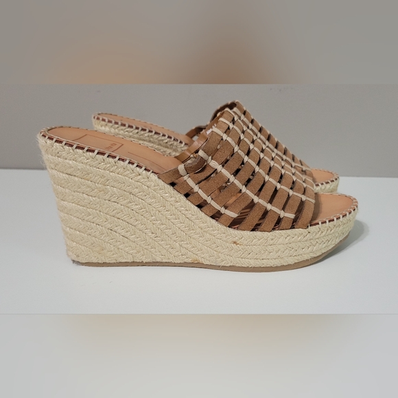 Dolce Vita Wedge Sandels - Picture 5 of 11